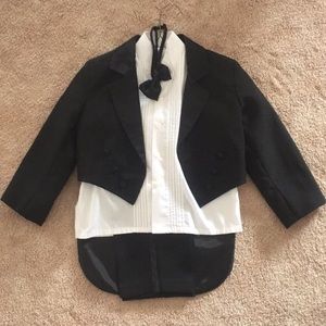 Black toddler suit / tuxedo w/ bow tie and pants